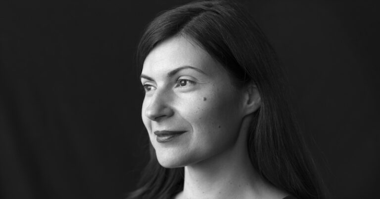 Mona Awad (c) Brigitte Lacombe