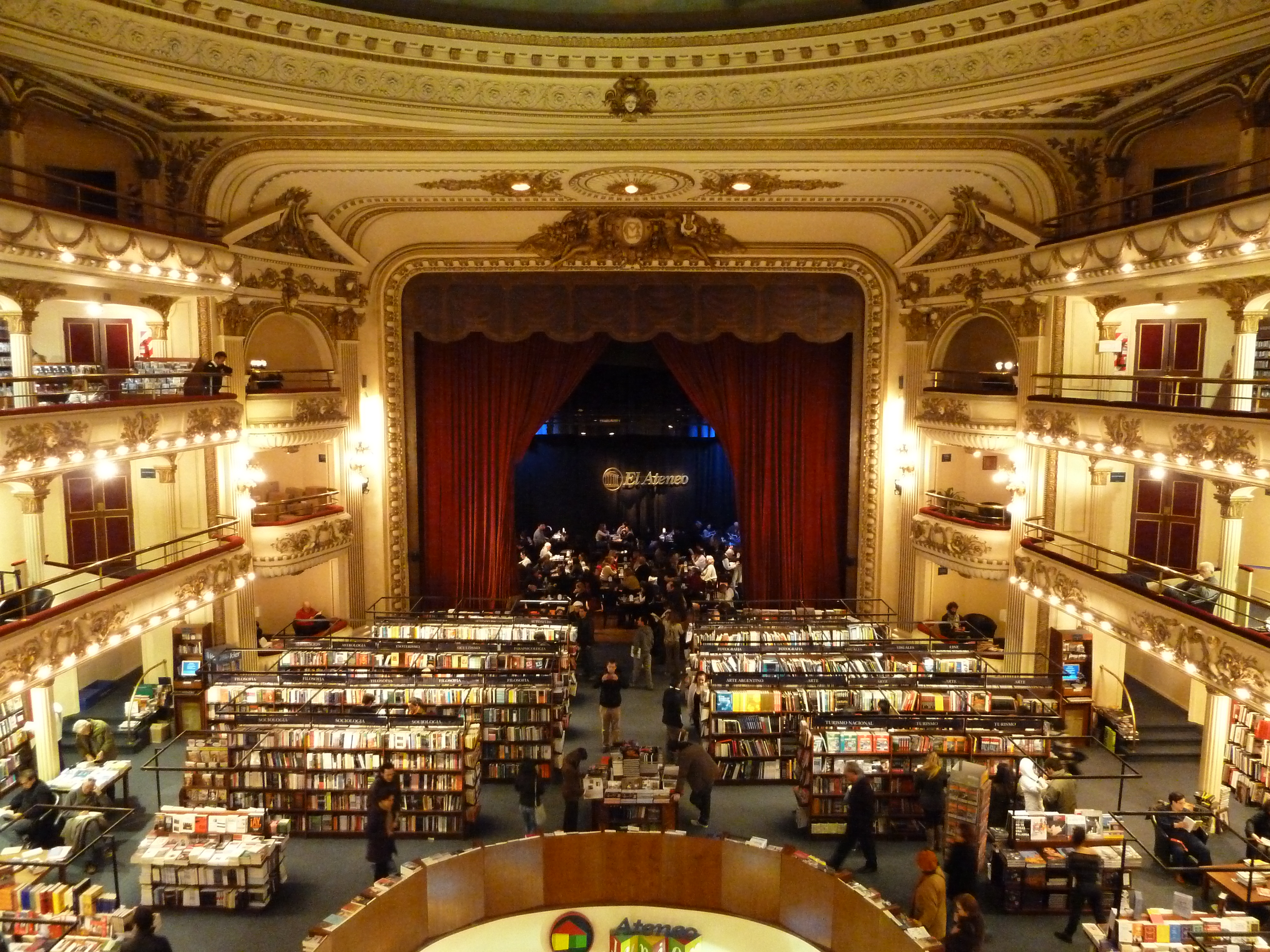 Best Bookshops in America & Around the World