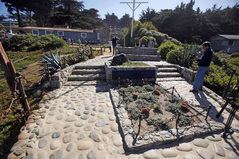 pablo neruda grave