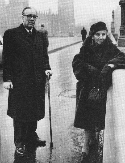 borges and mother