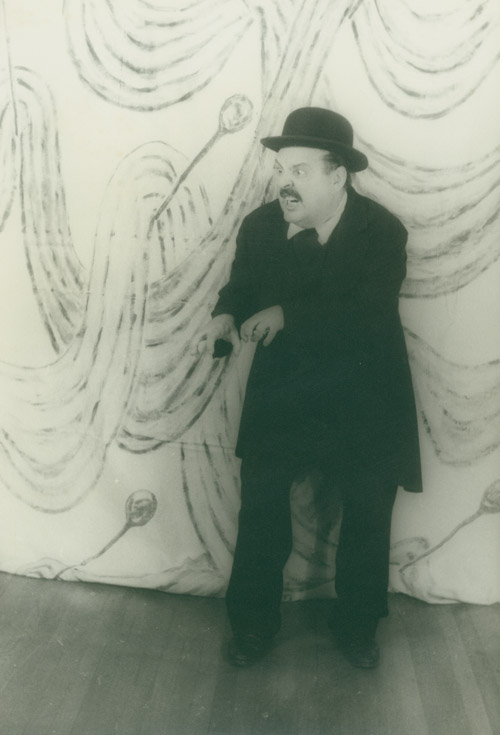 Zero Mostel as Leopold Bloom in Ulysses in Nightown, by Carl Van Vechten, October 29, 1958