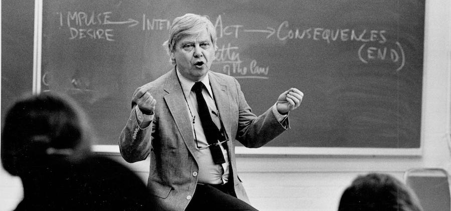 Photo of William Gass teaching.