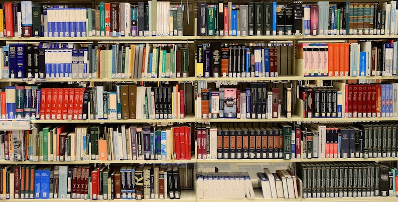 Libraries wage ebook battle with states' help