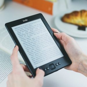 Amazon put an AI book explainer into Kindle so you can be even more easily distracted from your book.