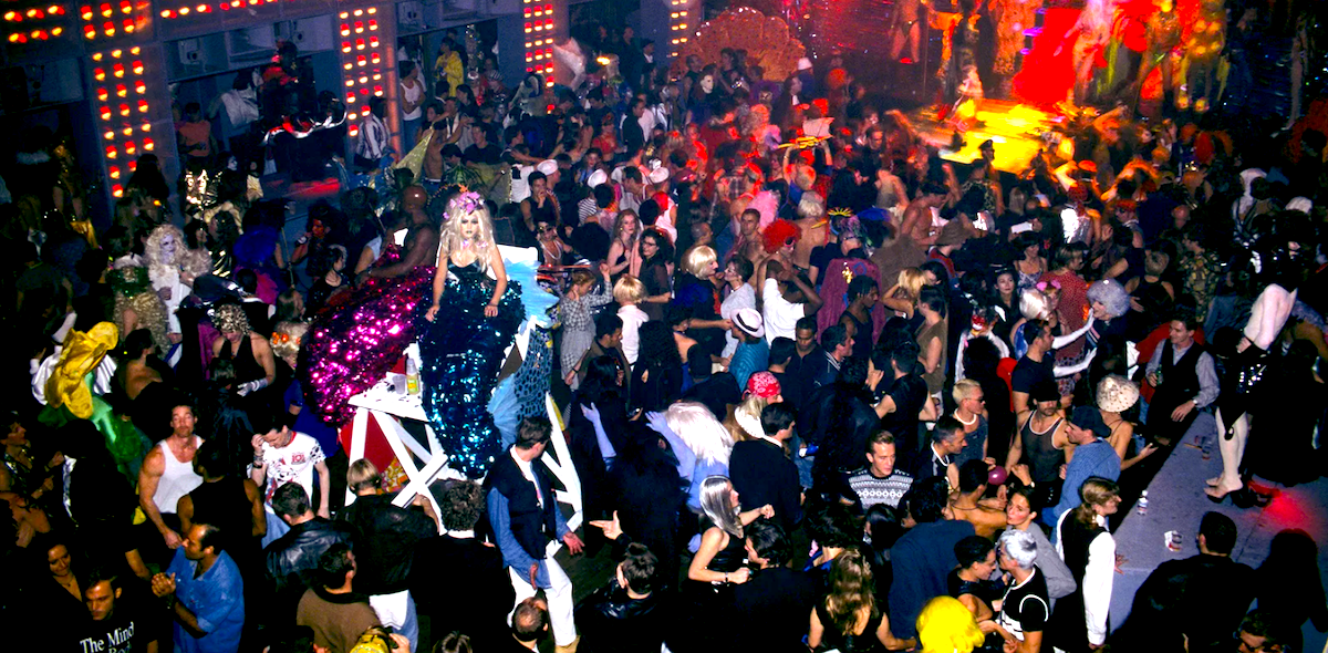 The Center of the Universe? Capturing New York City 90s Nightlife ‹  Literary Hub