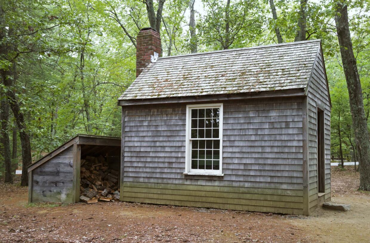 Replica-cabin-Henry-David-Thoreau-Concord-Massachusetts