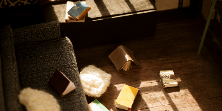 dollhouse miniatures