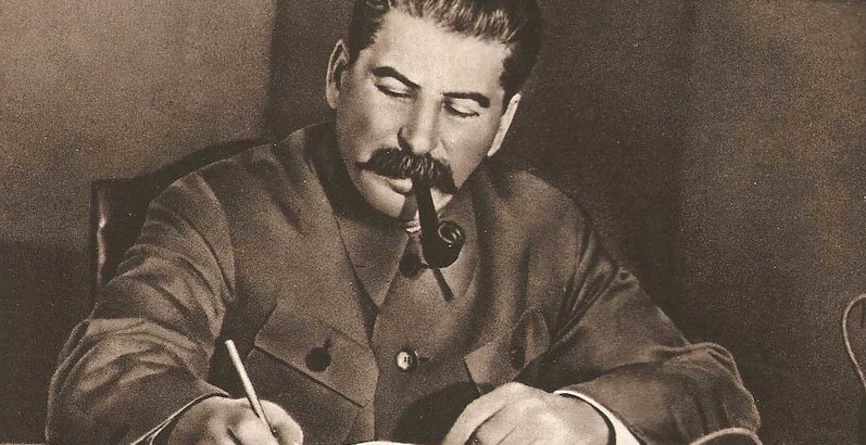 Dinner With A Dictator: What Joseph Stalin Ate thumbnail