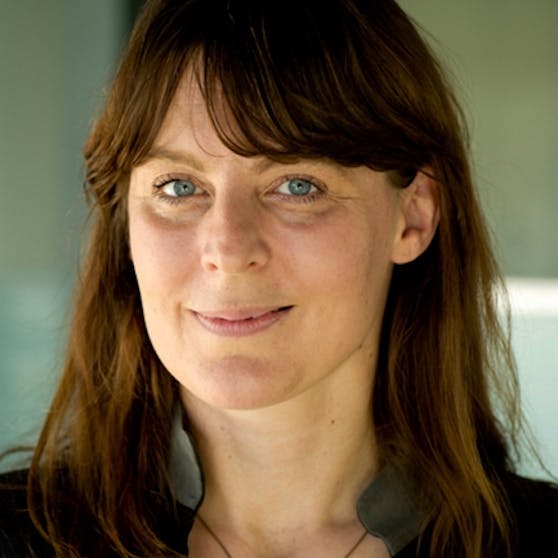 Lisa (rapper) visual data 4