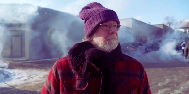 Sales are skyrocketing at DreamHaven books after its owner was photographed protesting.