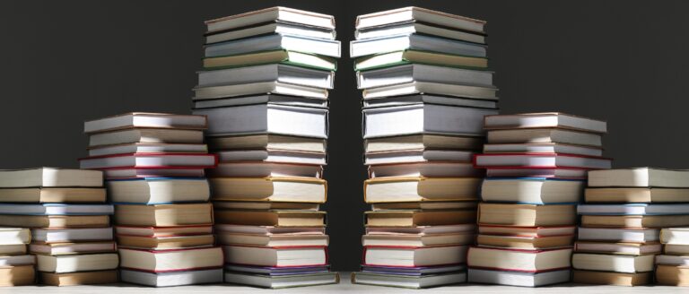 What Are the Routines of So-Called Super-Readers?