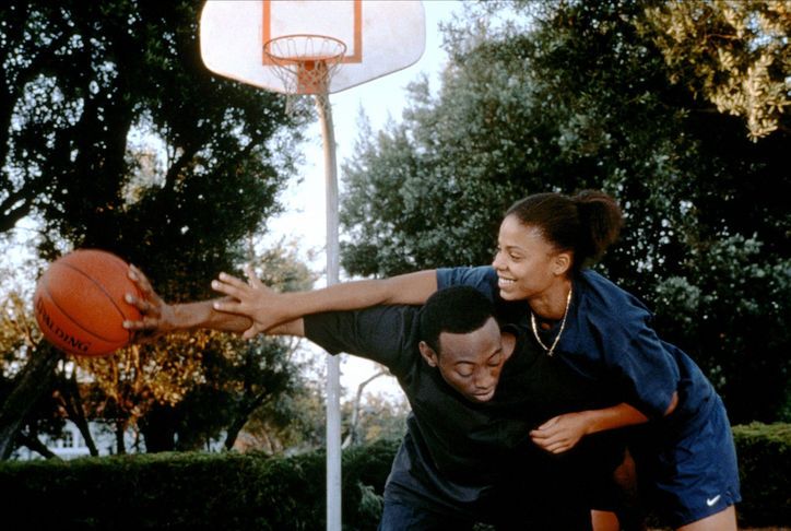 screenshot love and basketball movie