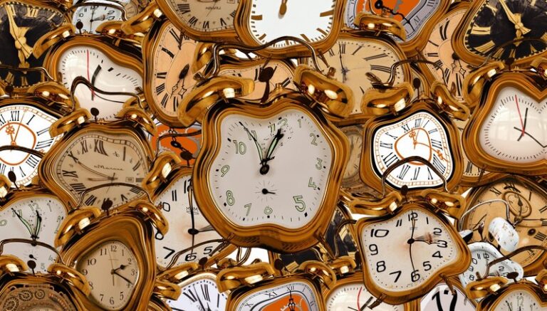 In Praise of Lost Time: On a Poetics That Subverts Linear Chronology
