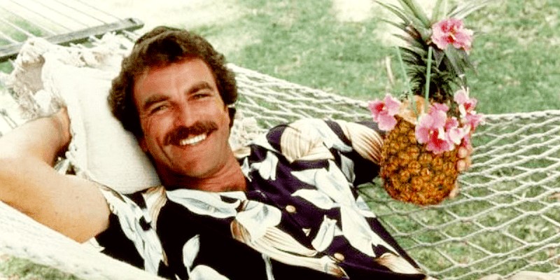 T-Shirt Donna Magnum PI | Serie TV Anni 80, Cotone Organico 140gr, Vintage, Regalo Per Fans